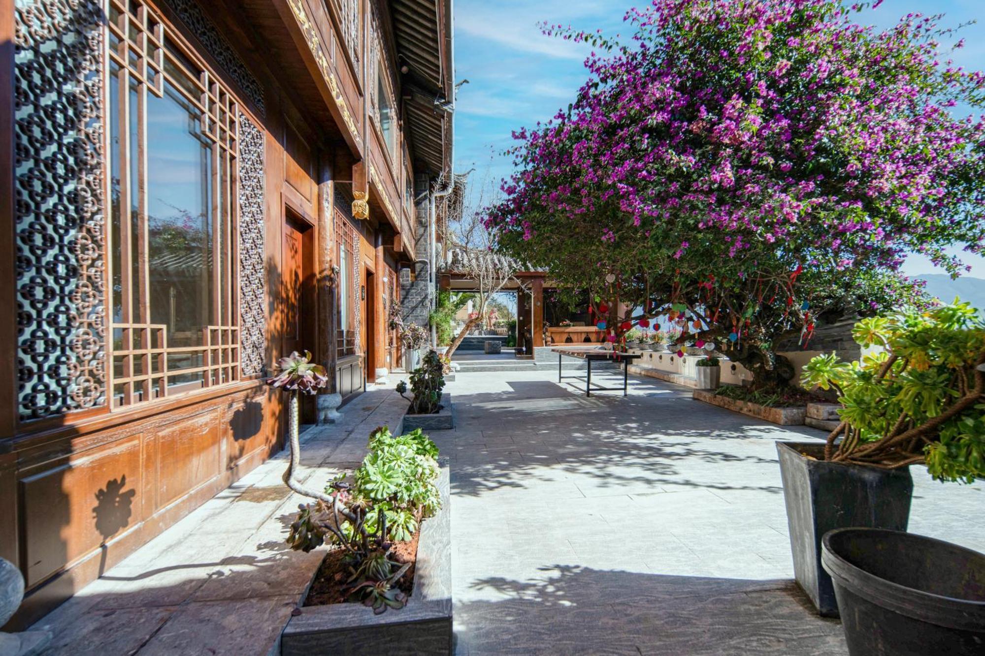 Lijiang Byw Mount View Inn Dış mekan fotoğraf